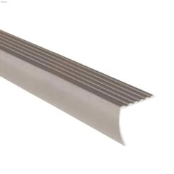 3' X 1-3/8" Drop Stair Nosing