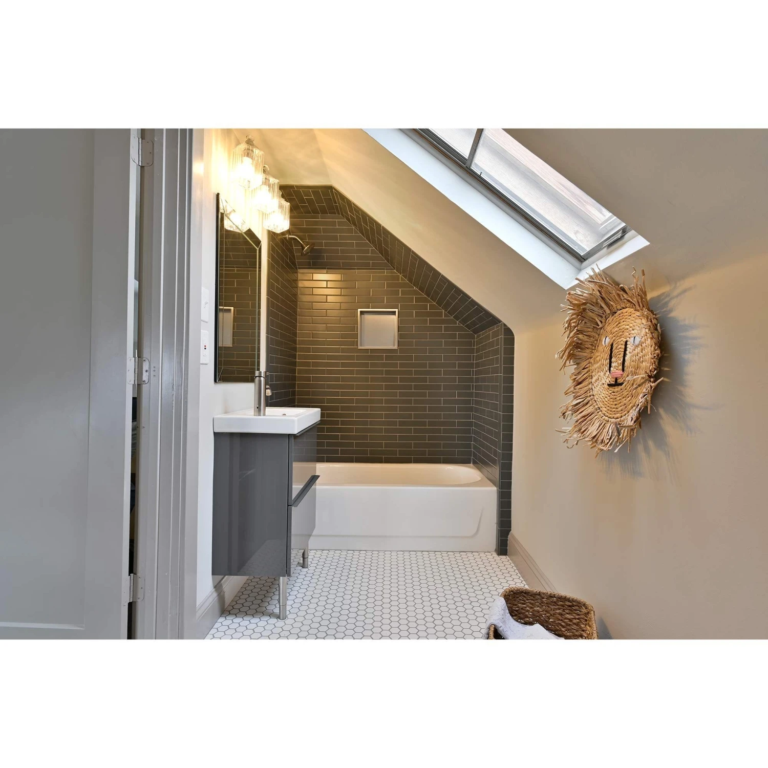 1.5" Colour Wheel Hexagon Mosaic 9.72 SqFt-34/Pieces 4 1.5" Colour Wheel Hexagon Mosaic 9.72 SqFt-34/Pieces - Image 2